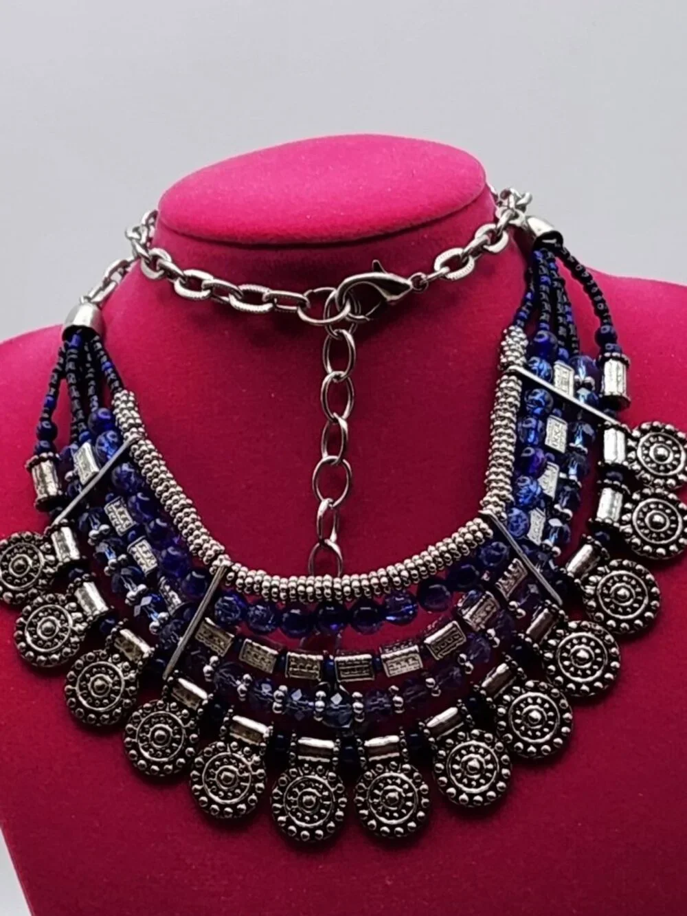Ruby Rd. Bib necklace blue silver tone VGUC
